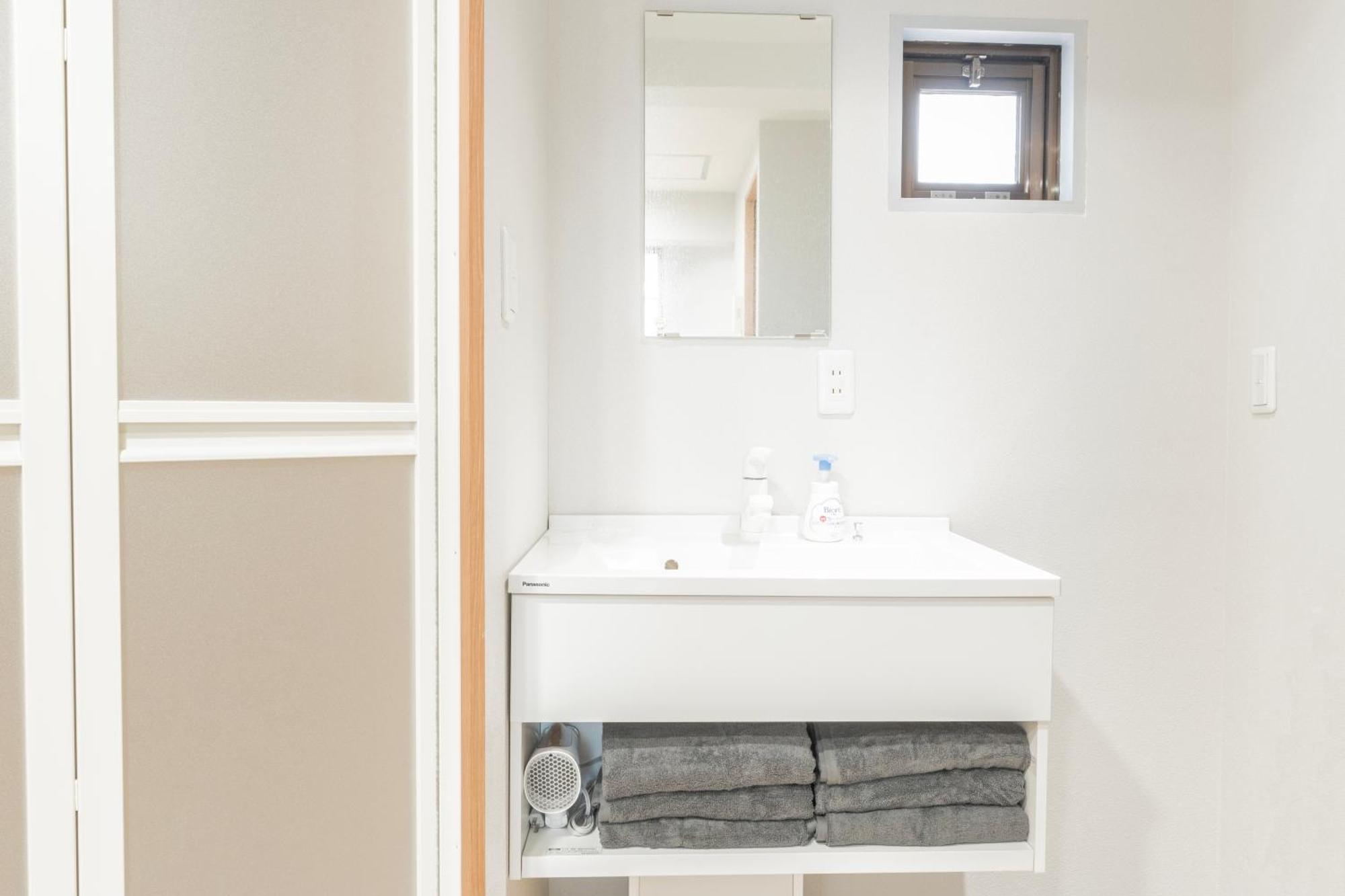 Apartment Central Higashinakano For 2 Steps From Subway Zyow *